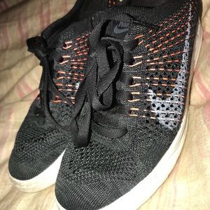 Nike Tennis Classic Flyknit